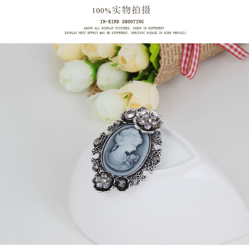 (พร้อมส่ง) เข็มกลัด 069