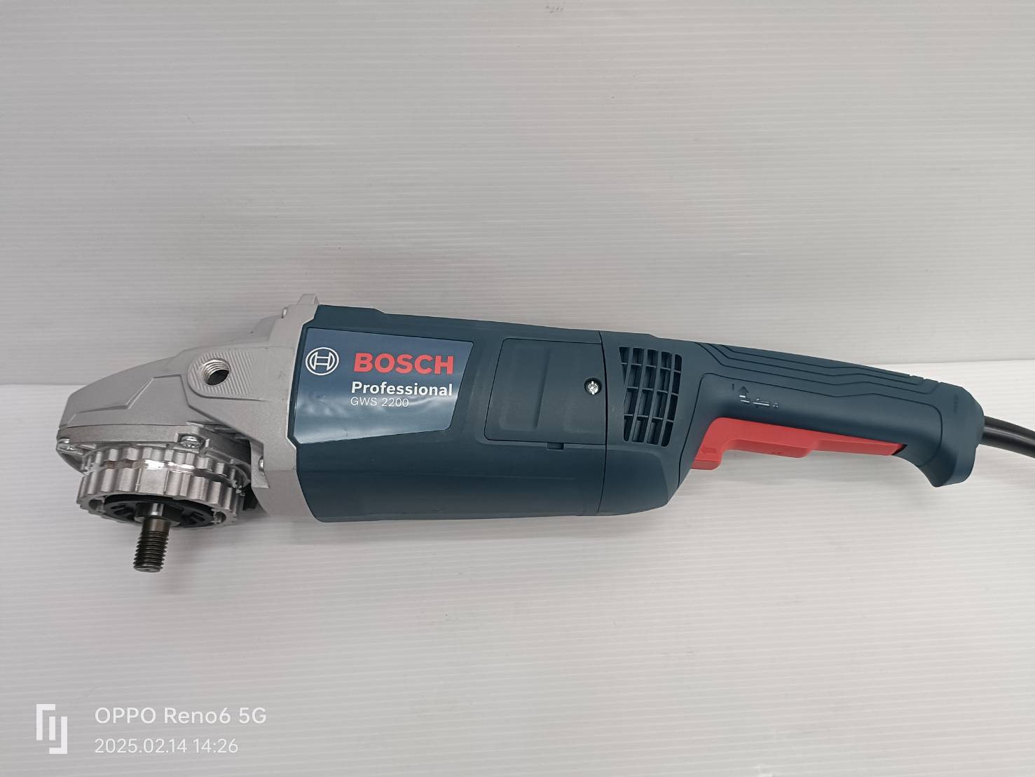 หินเจียรไฟฟ้า7" GWS2200-180 BOSCH Professional 06018C00K0