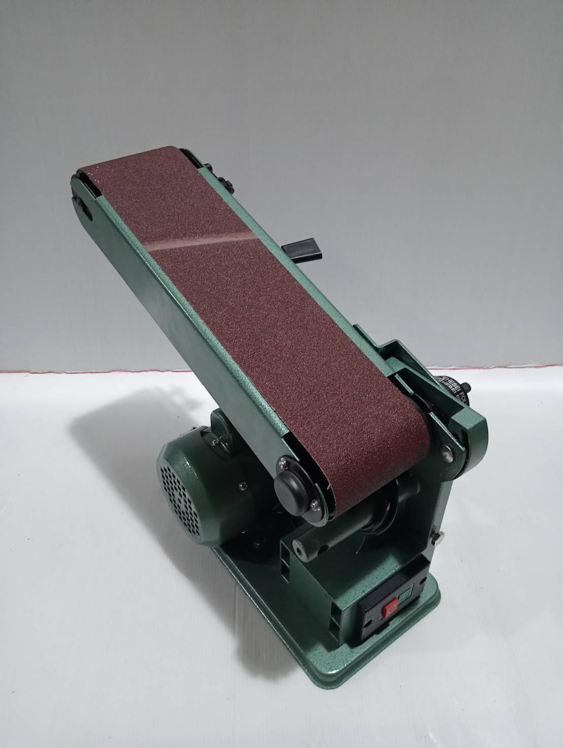 ขัดกระดาษทรายสายพาน BD-46N TIGER