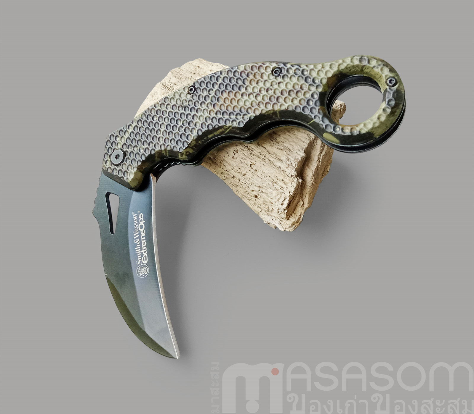 มีดพับ Smith&Wesson คารัมบิตมือสอง