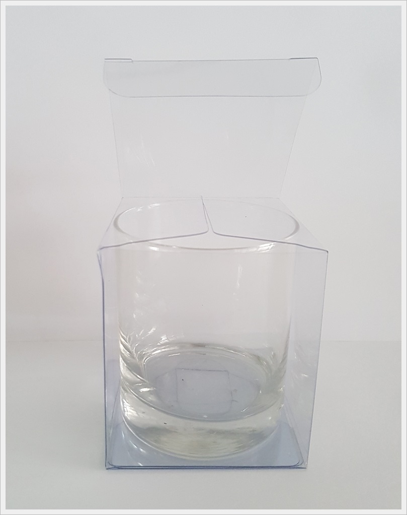 กล่องใส่แก้ว/ตุ๊กตา 7.6 x 7.6 x 8.9 cm