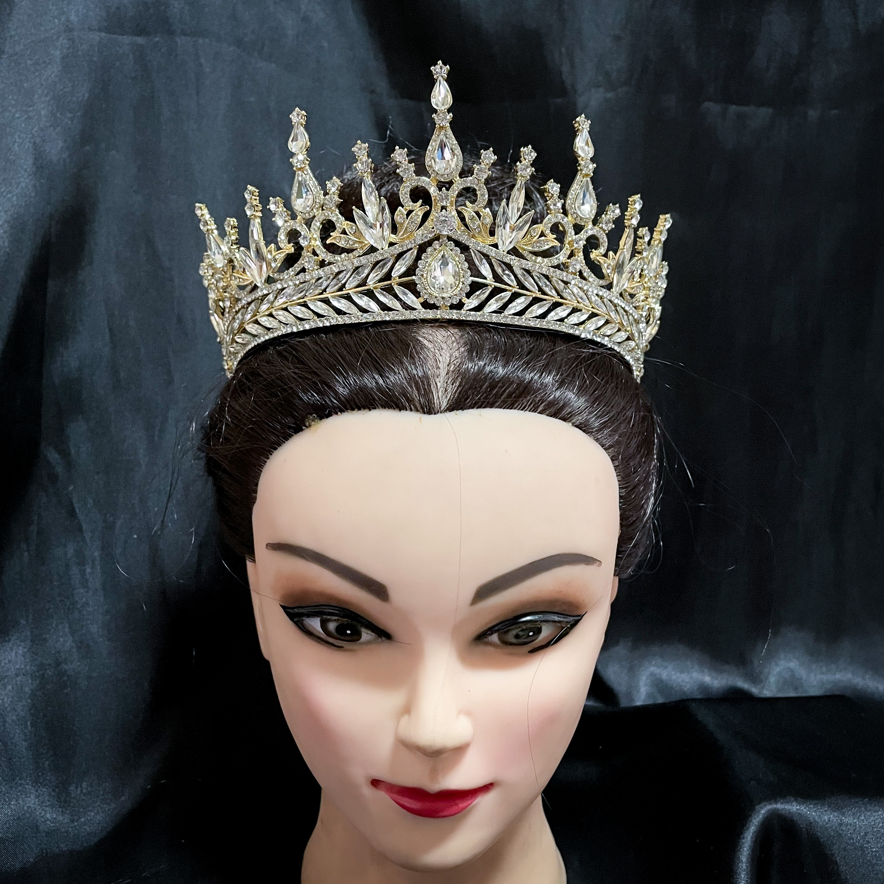 (พร้อมส่ง) เทียร่า 302 สีทองเพชรขาว มงกุฎนางงาม งานสวย ปราณีต QCเพชรทุกเม็ด สินค้าพร้อมส่งจากไทย