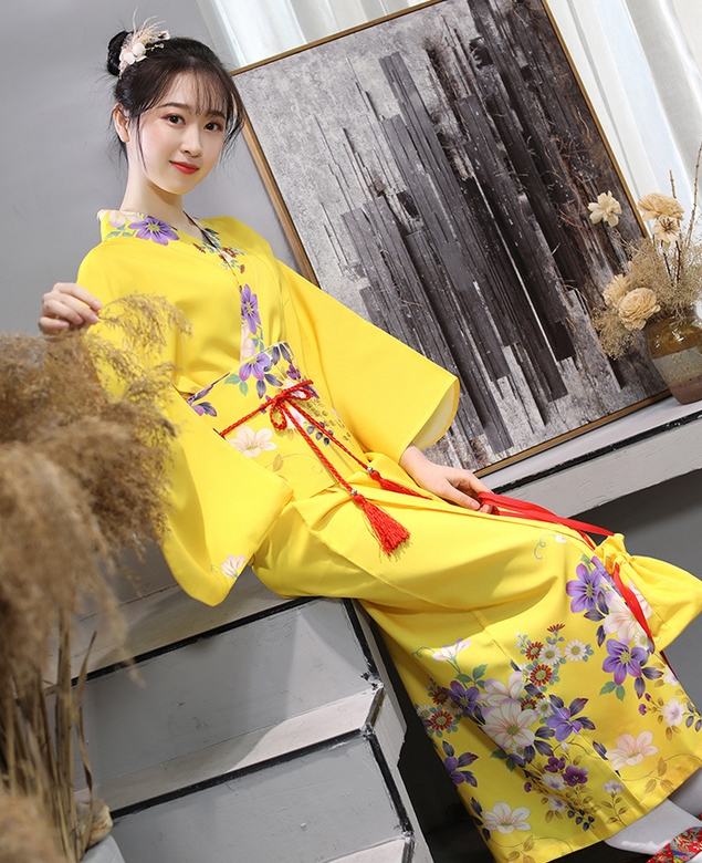 ชุดกิโมโน