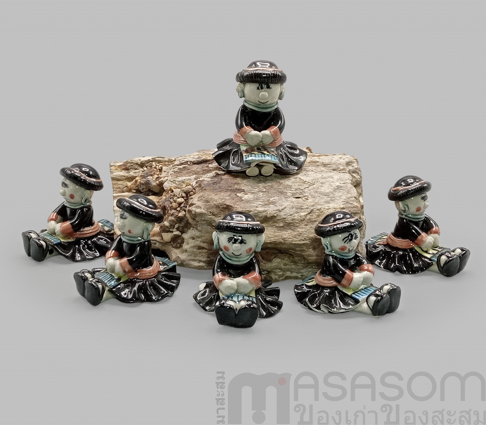 ตุ๊กตาเซรามิคเผ่าลาหู่