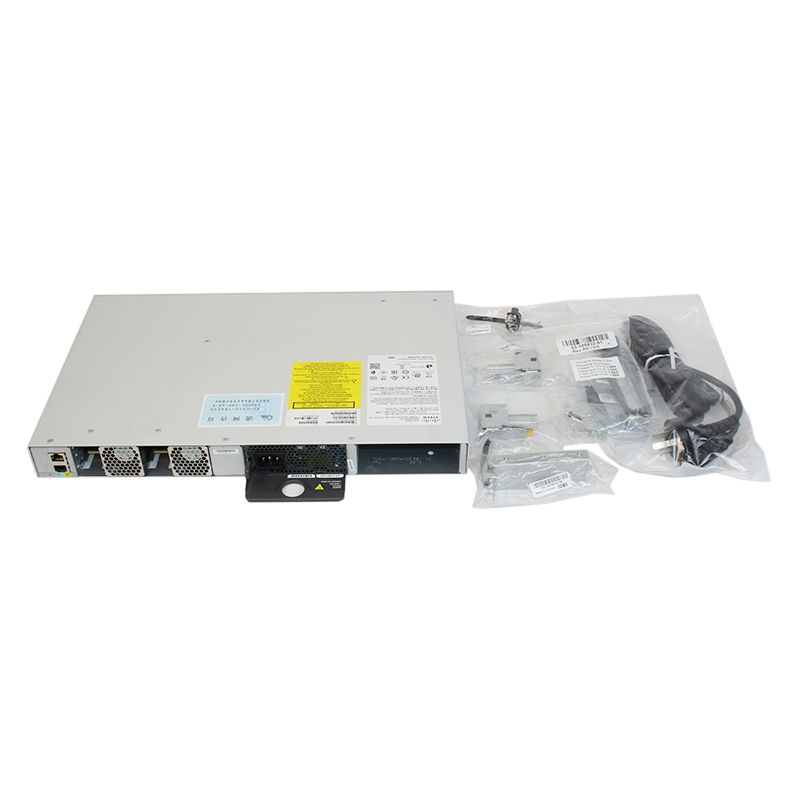 C9200L-24P-4X-E Switch Cisco Catalyst 9200L 24-port PoE+, 4 x 10G, Network Essentials