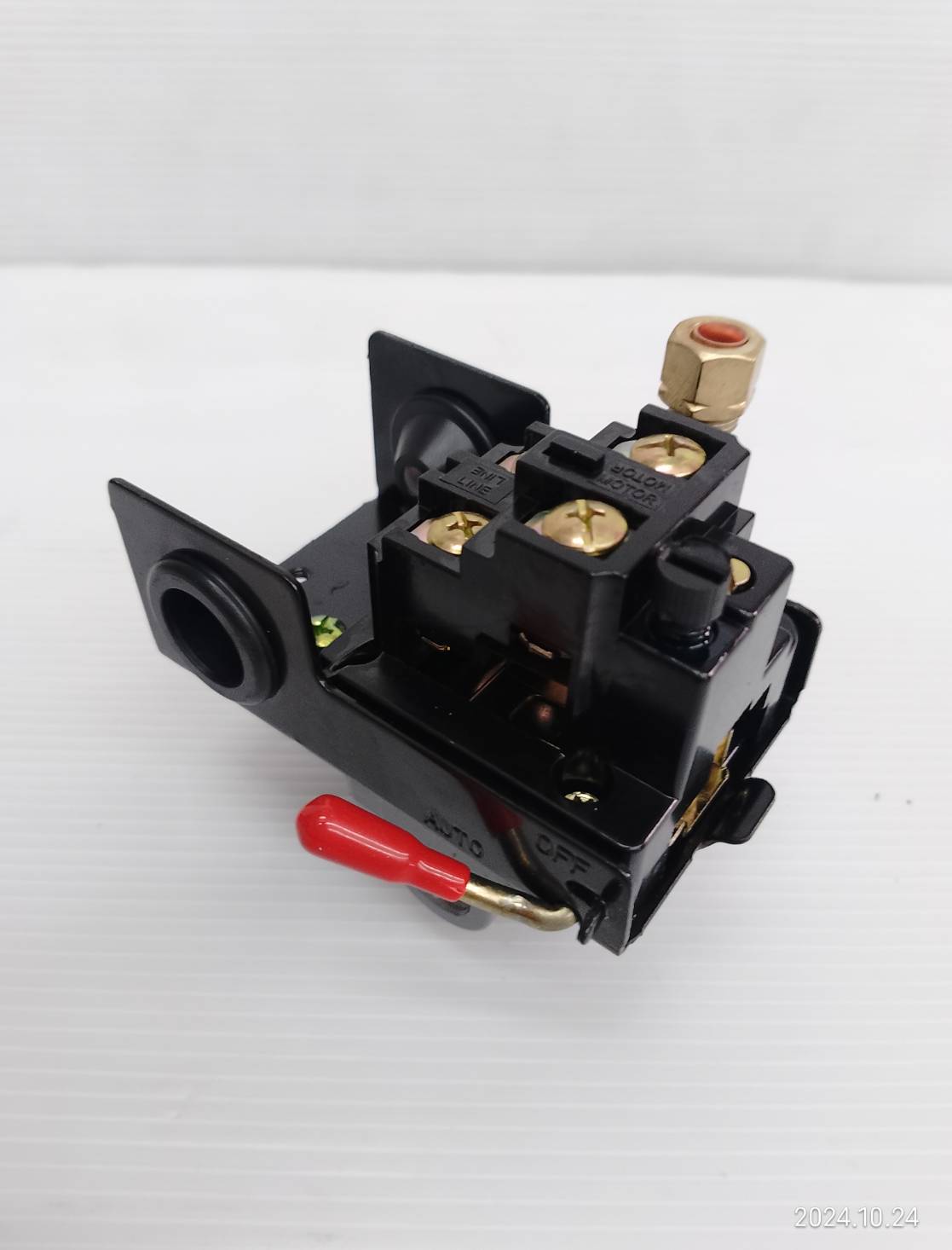 POLO สวิตช์ควบคุมแรงดัน ระบบลม (4 WAY) รุ่น PC-6-4 ช่วงแรงดัน 20-175 PSI ใช้งานสำหรับปั๊มลม (โปโล)