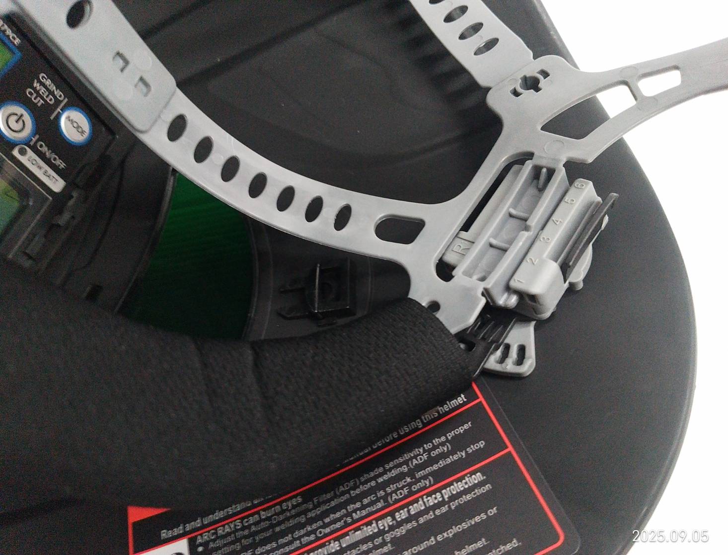 ANDELI หน้ากากปรับแสงอัตโนมัติหน้าจอขนาดใหญ่ มีไฟ LED และมุมมองด้านข้าง MA900VL-AE