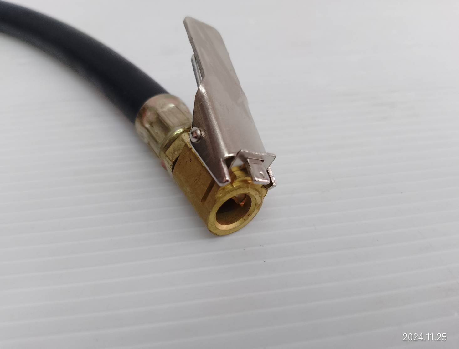 EUROX ปืนเติมลมยาง ความยาวสายเติมลม: 12 นิ้ว