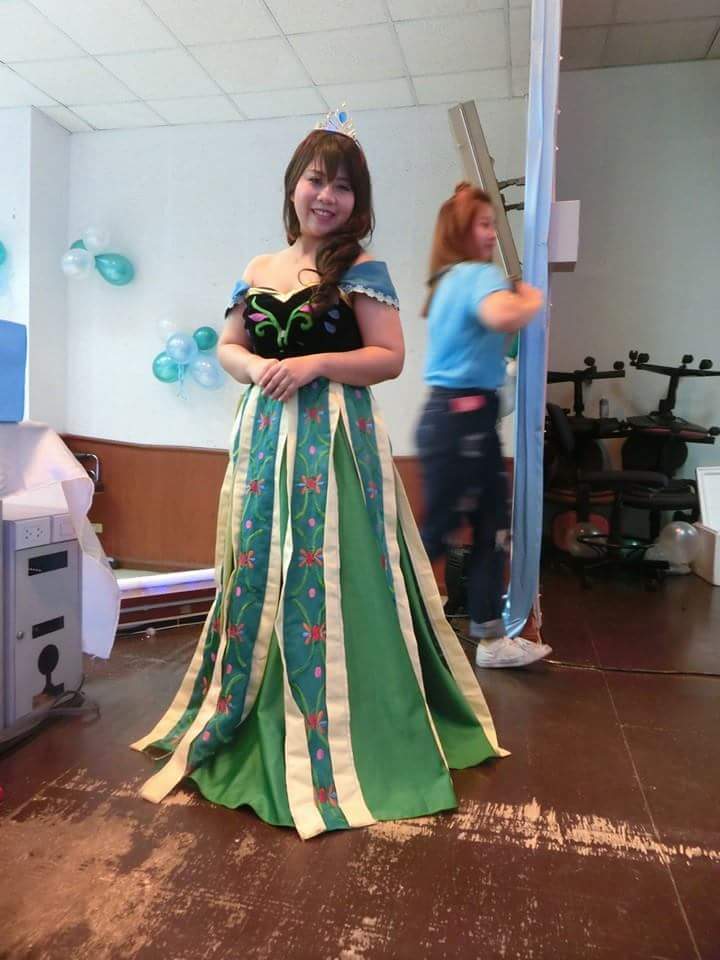 ชุดเจ้าหญิงอันนา / elsa frozen