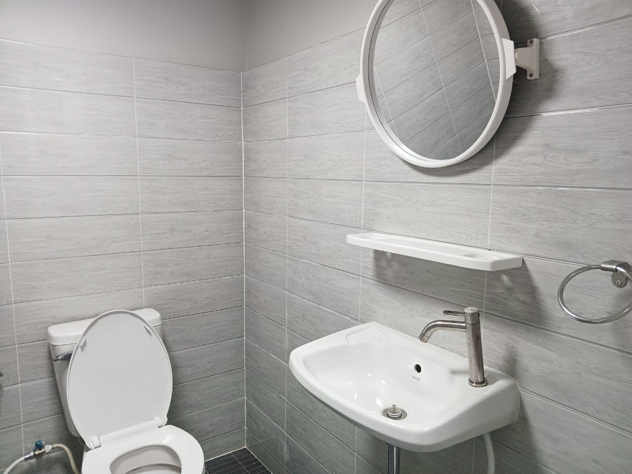 🚩H1257 vายทาวน์เฮ้าส์ 2ชั้น 20 ตร.วา อยู่หมู่บ้านอัมรินทร์นิเวศน์1 รีโนเวทใหม่ ห่างมหาวิทยาลัยเกริก 150 เมตร ใกล้เซ็นทรัล รามอินทรา 5นอน 2น้ำ เดินไปรถไฟฟ้าได้