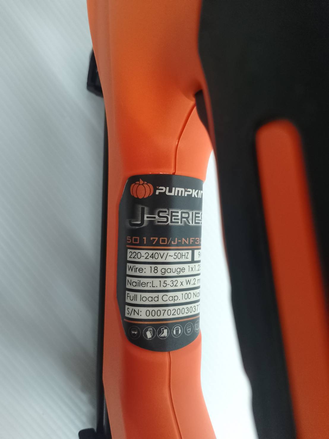 ปืนยิงตะปูไฟฟ้า J-NF320 PUMPKIN