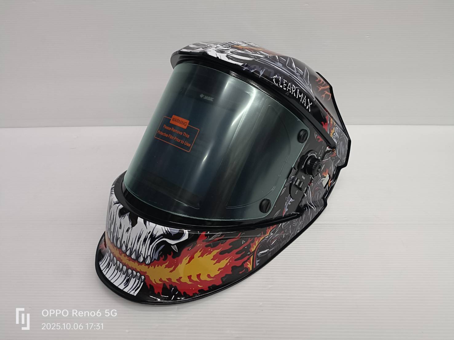 หน้ากากปรับแสงอัตโนมัติ JASIC รุ่น LY800J มีโหมดเครื่องเจียร