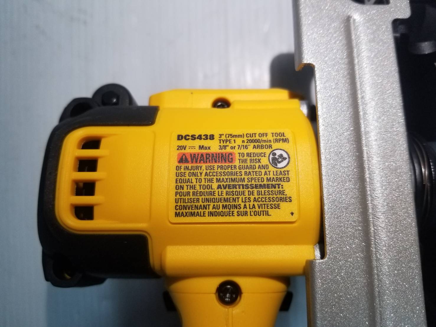 เครื่องตัด 3in1 DCS438B DEWALT