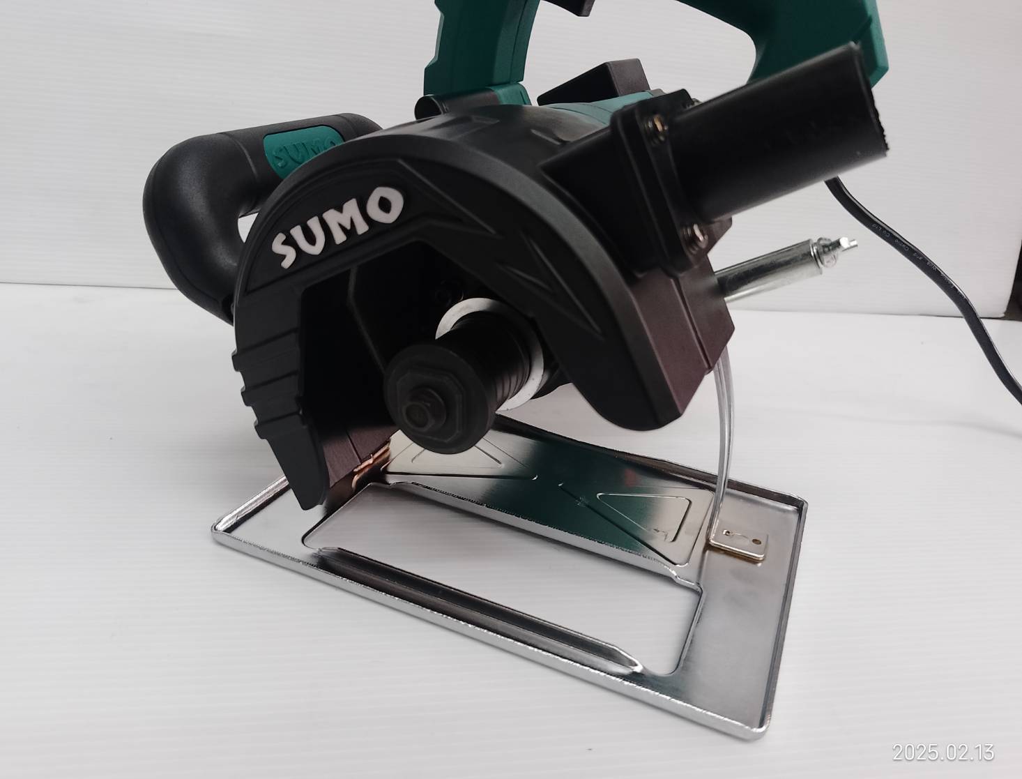 เครื่องเซาะร่องคอนกรีต5" 5025 SUMO