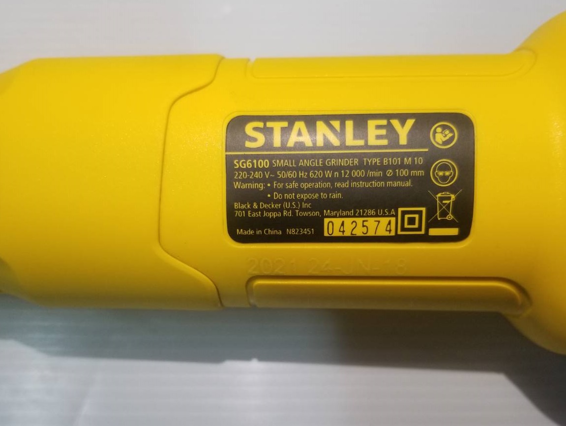 เครื่องเจียร์ไฟฟ้า 4 นิ้ว SG6100A (620วัตต์) STANLEY