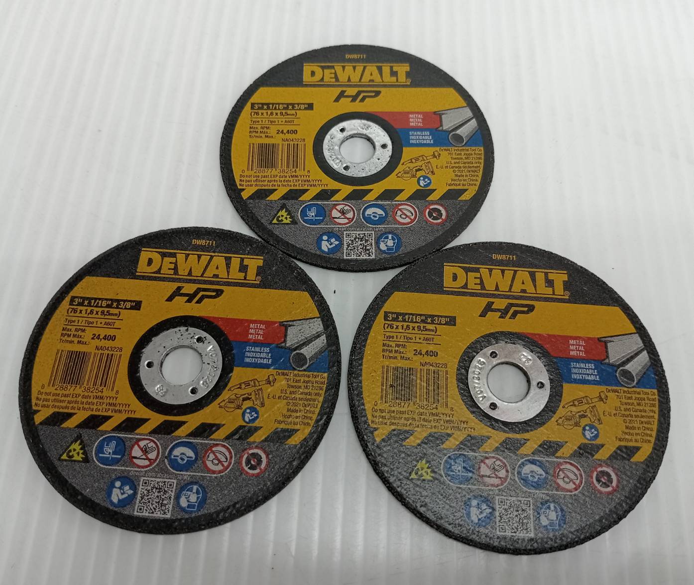 DEWALT DW8711P3 ใบตัด 3" Metal (แพ็ค 3ใบ) สำหรับ DCS438B