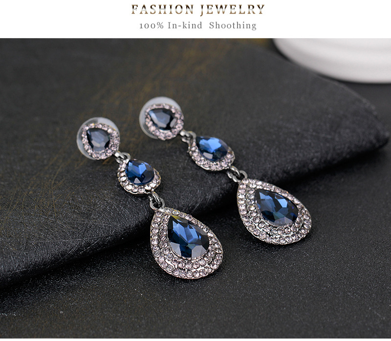 (พร้อมส่ง) ต่างหู 001 สีน้ำเงิน (แบบเข็ม)