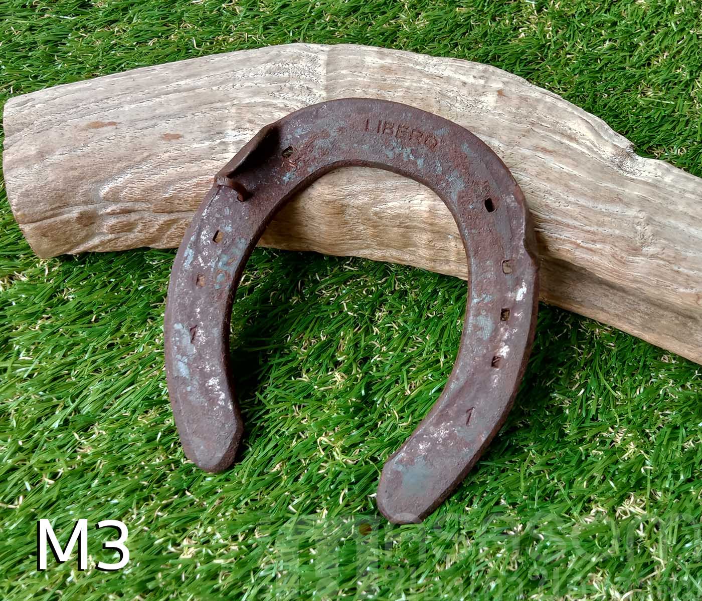 เกือกม้าเก่า วัตถุมงคลนำโชค