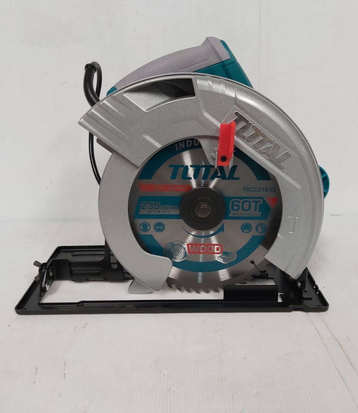 เลื่อยวงเดือน9" TS1222356 TOTAL