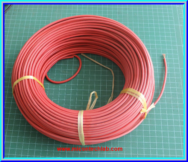 1x สายไฟสีแดงแบบอ่อน ขนาด 1x 2.5 ตร.มม. ยาว 1 เมตร