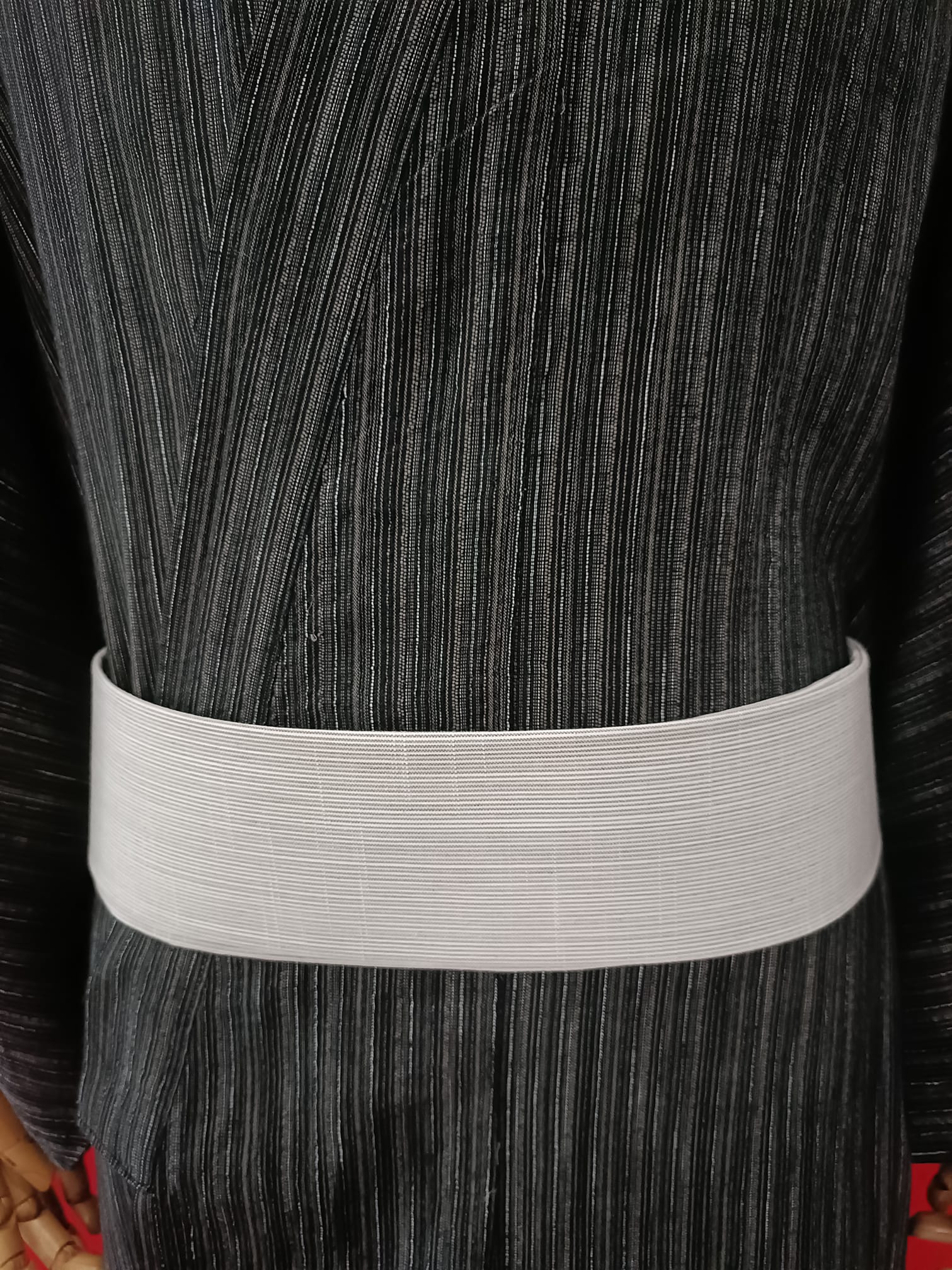 ยูกาตะชายสีดำเทา