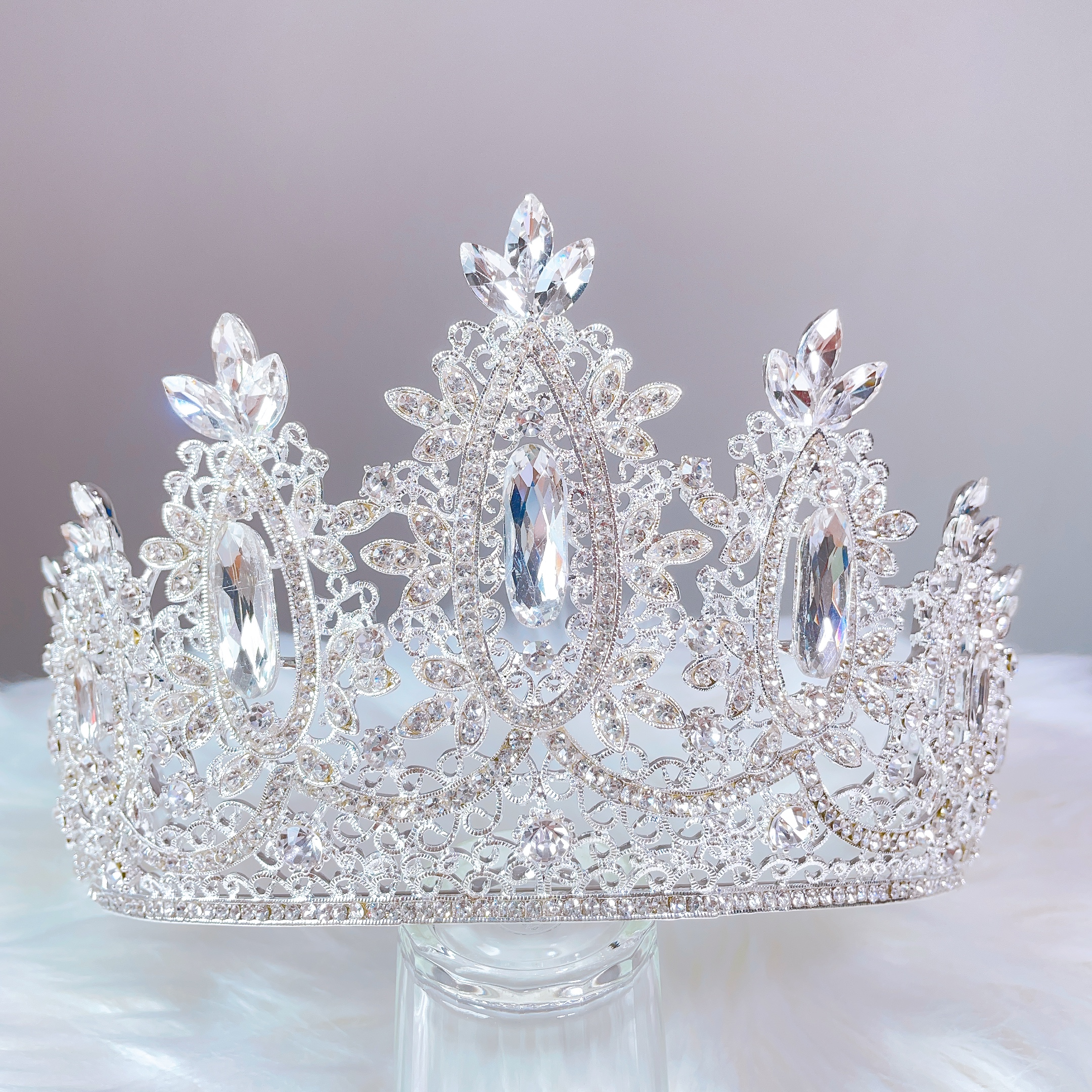 (พร้อมส่ง) เทียร่า 394 สีเงิน มงกุฎนางงาม มงกุฎเจ้าสาว มงกุฎเพชร งานพรีเมี่ยม สินค้าพร้อมส่งจากไทย