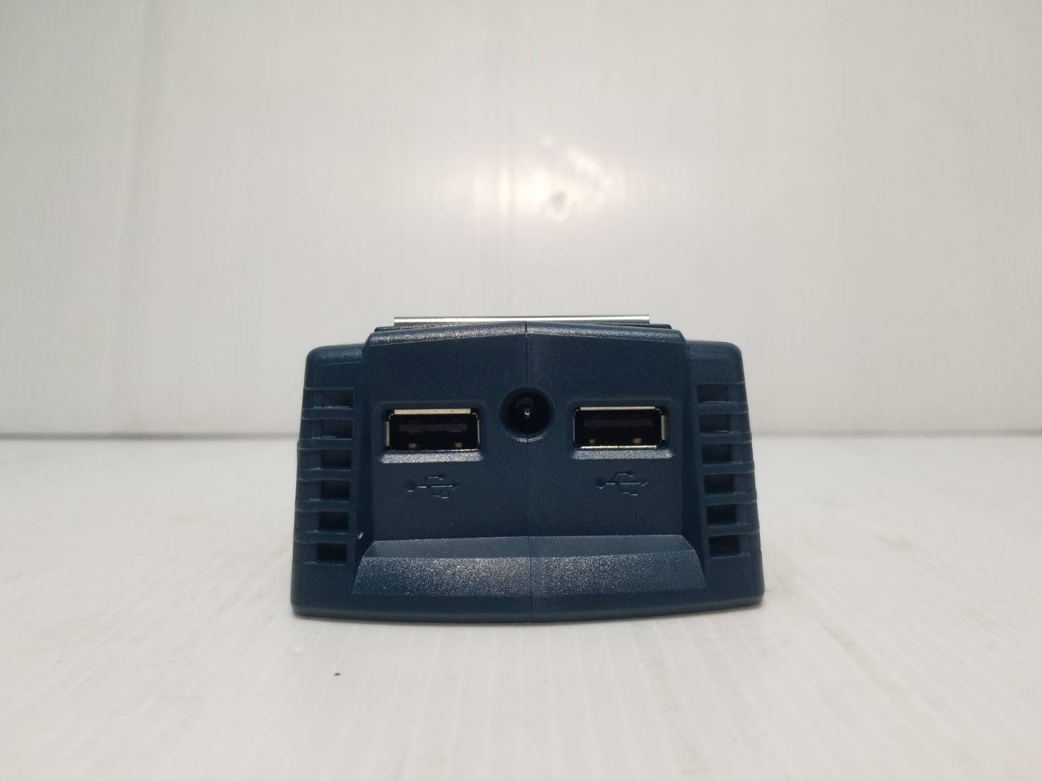 ที่ชาร์จUSB GAA18V-24 BOSCH