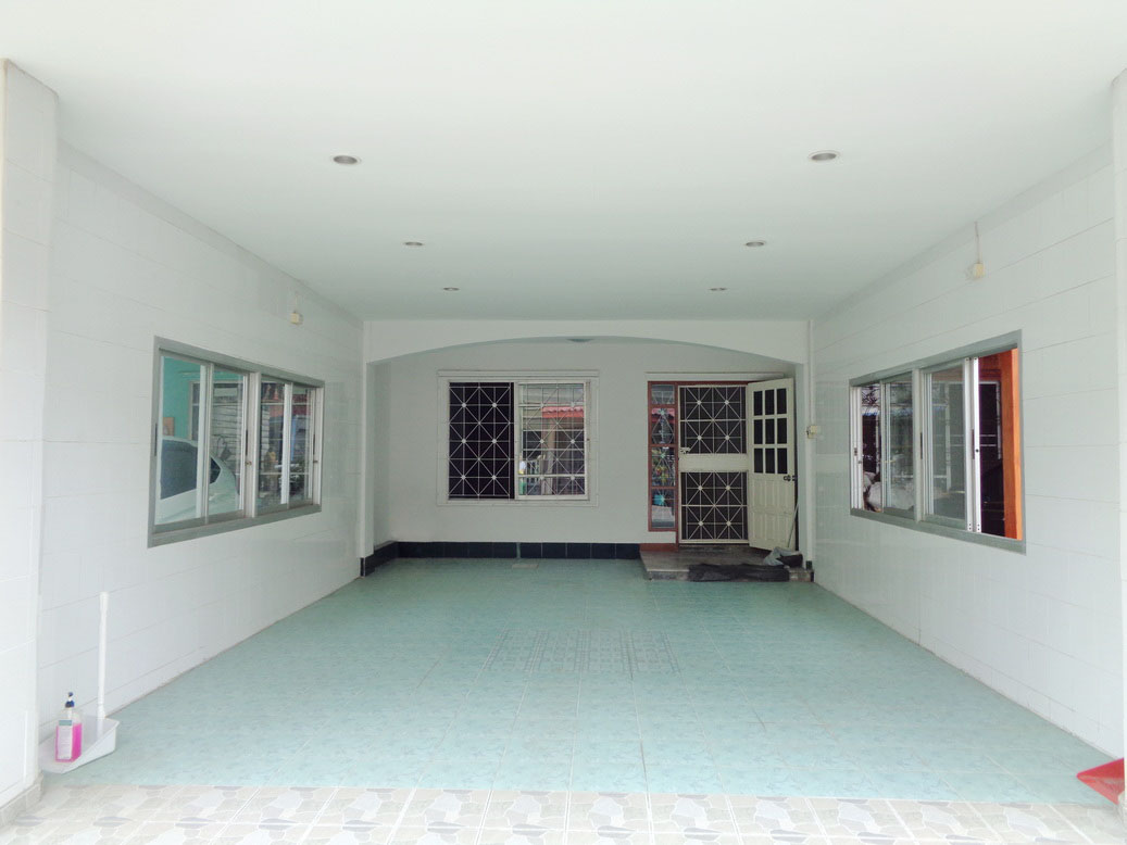 🚩H1280 ขายทาวน์เฮ้าส์ รีโนเวท หมู่บ้านเคซี รามอินทรา1 25.6 ตารางวา ซอยหทัยราษฎร์39 บ้านหลังใหญ่ พื้นที่เยอะ ใกล้สวนสัตว์เปิดซาฟารีเวิลด์ ใกล้วัดแป้นทอง 👉 2.4 ล้าน ฟรีค่าธรรมเนียมโอน