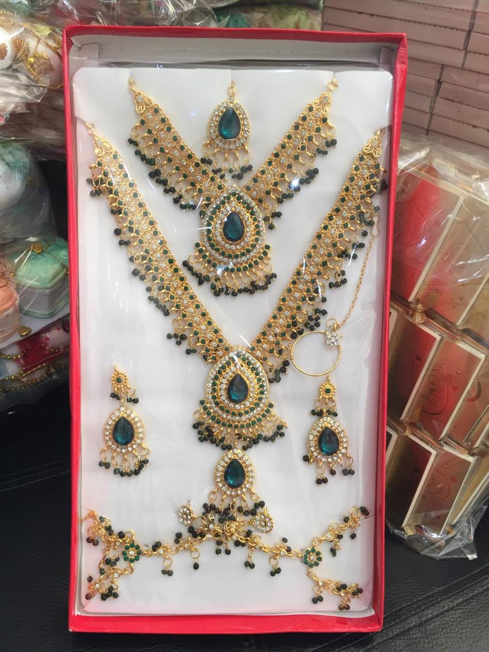 (พร้อมส่ง) เครื่องประดับอินเดีย 012 สีเขียวเข้ม