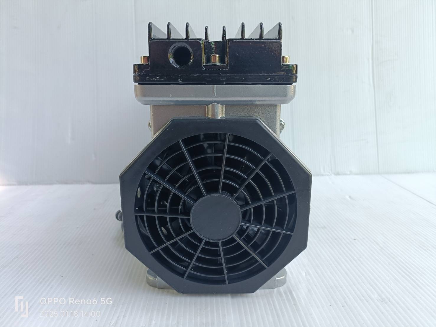 มอเตอร์ปั๊มลมออยฟรี 550W / 220V OS-W-PUMP