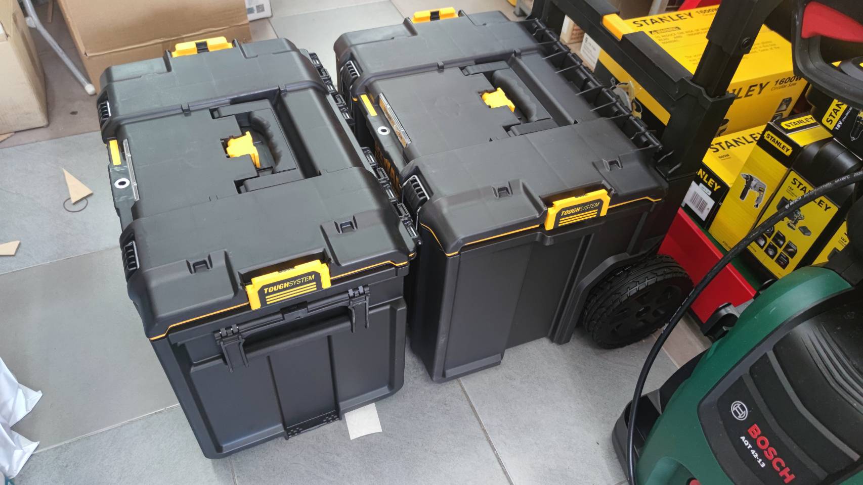 กล่องใส่เครื่องมือ DWST83342-1 DEWALT TOUGHSYSTEM2.0