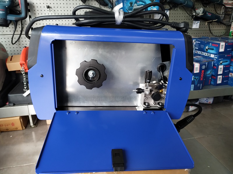 ตู้เชื่อมมิกซ์CO2 MIG200F5 SUMO Set.B