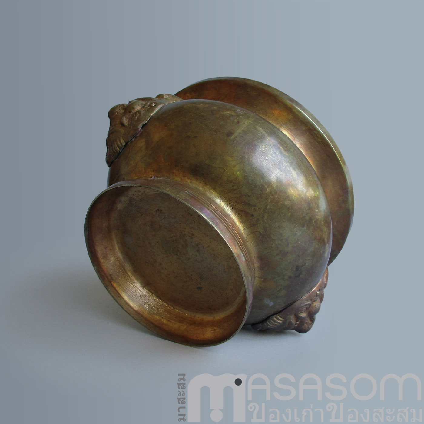 กระถางธูปทองเหลืองของเก่า