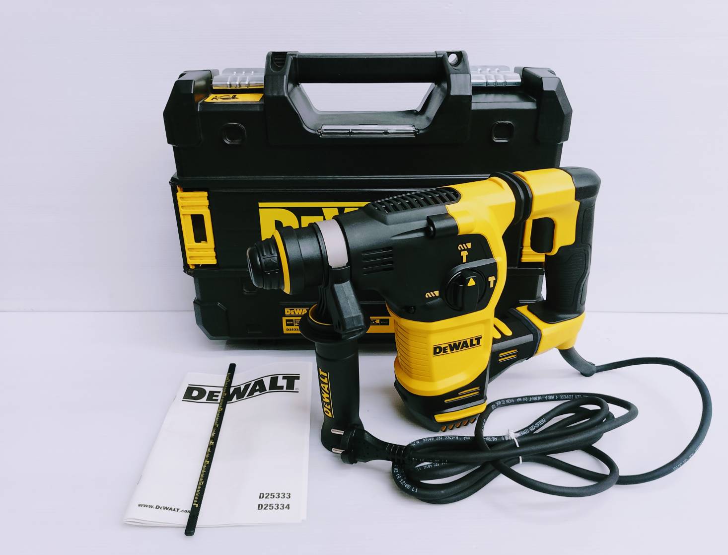 DEWALT รุ่น D25333K-B1 สว่านโรตารี่ 30mm 3 ระบบ 950W SDS Plus แบบมีสาย