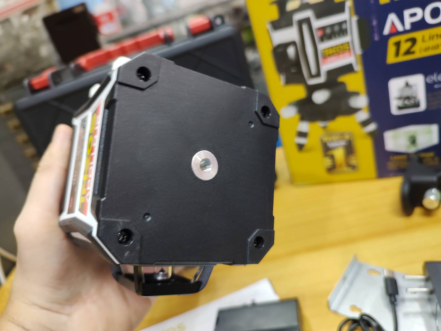 เลเซอร์ระดับ12เส้น Apollo12 THEOS พร้อมขาตั้ง