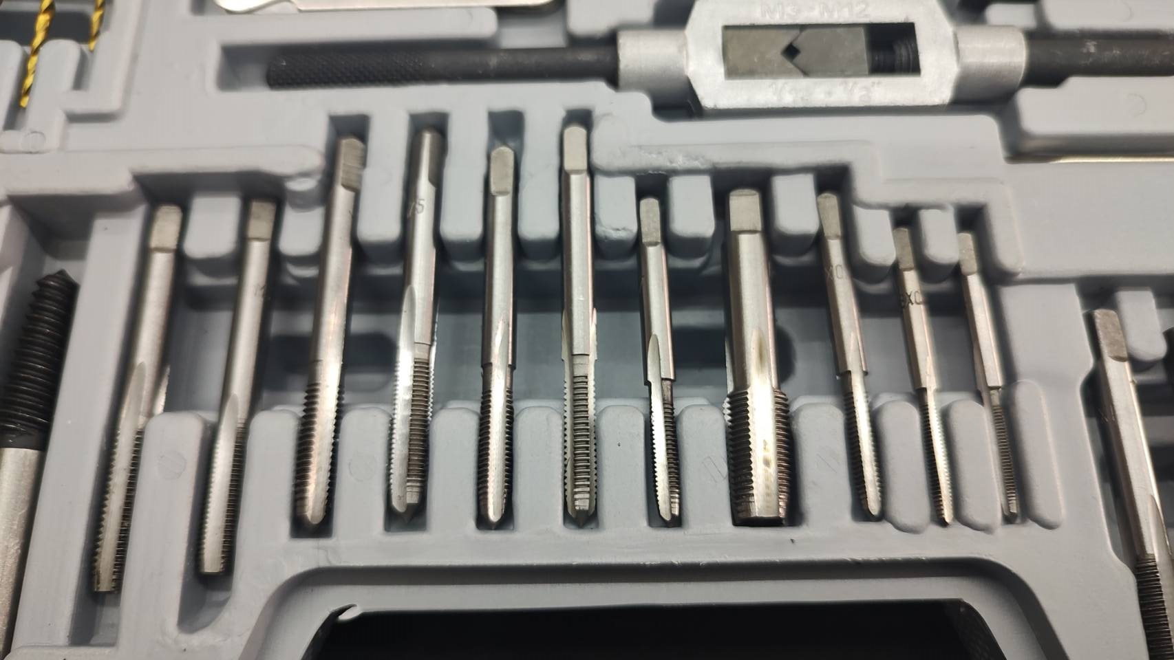 ชุดต๊าปเกลียว52ชิ้น AC130 KONY