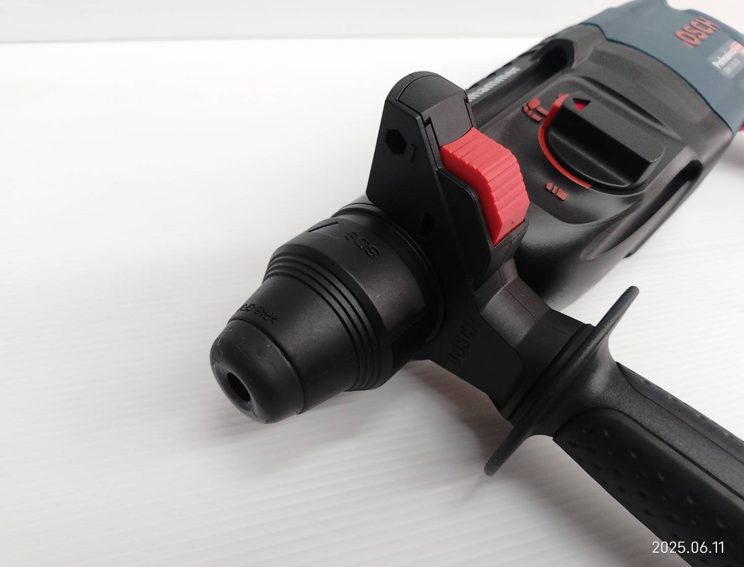 สว่านโรตารี่3ระบบ GBH2-26DE BOSCH