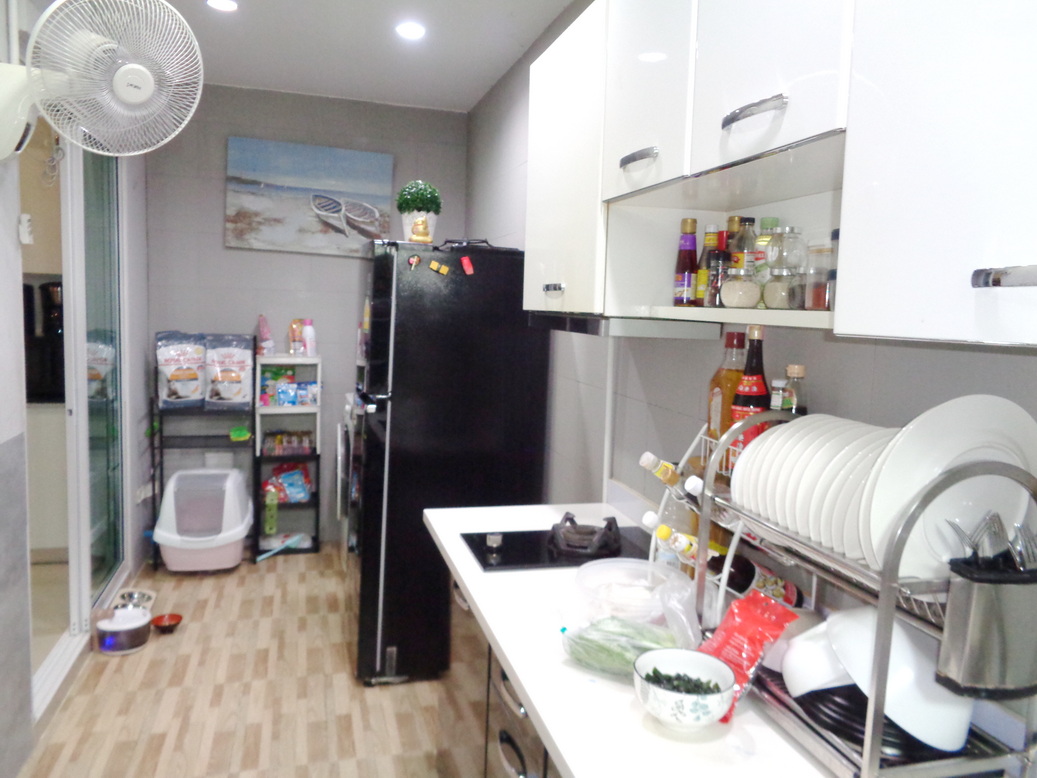 🚩H1284 ขายทาวน์โฮม แต่งสวย พร้อมอยู่ หลังมุม 22.7 ตารางวา หมู่บ้านอาร์เค พาร์ค 2 ( RK Park 2 ) ทำเลดี โครงการใหม่ ติดถนนใหญ่ เยื้องสวนสัตว์ซาฟารีเวิลด์