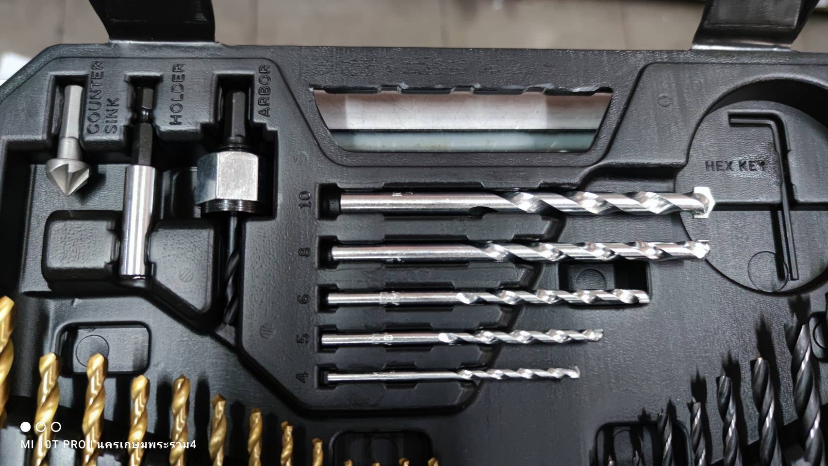 ชุดดอกสว่านพร้อมดอกไขควง 103ชิ้น TiN set BOSCH #2608594070