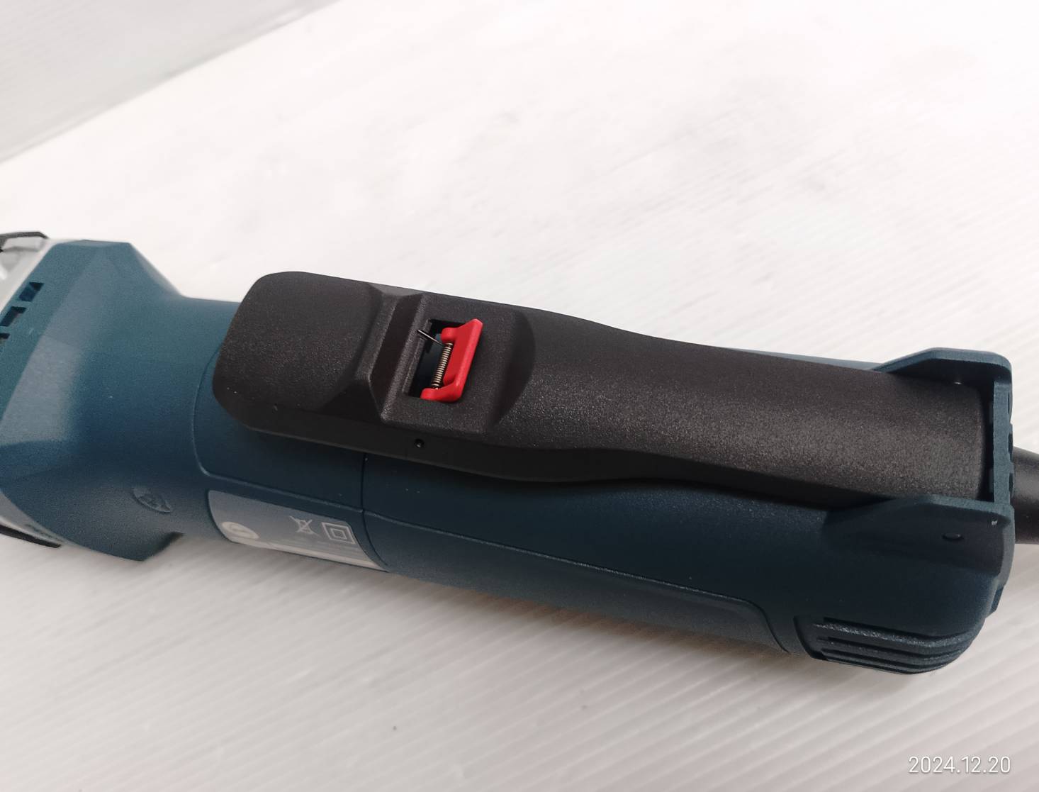 เครื่องเจียรคอยาว GGS30LPS BOSCH (สวิทช์เซฟตี้)