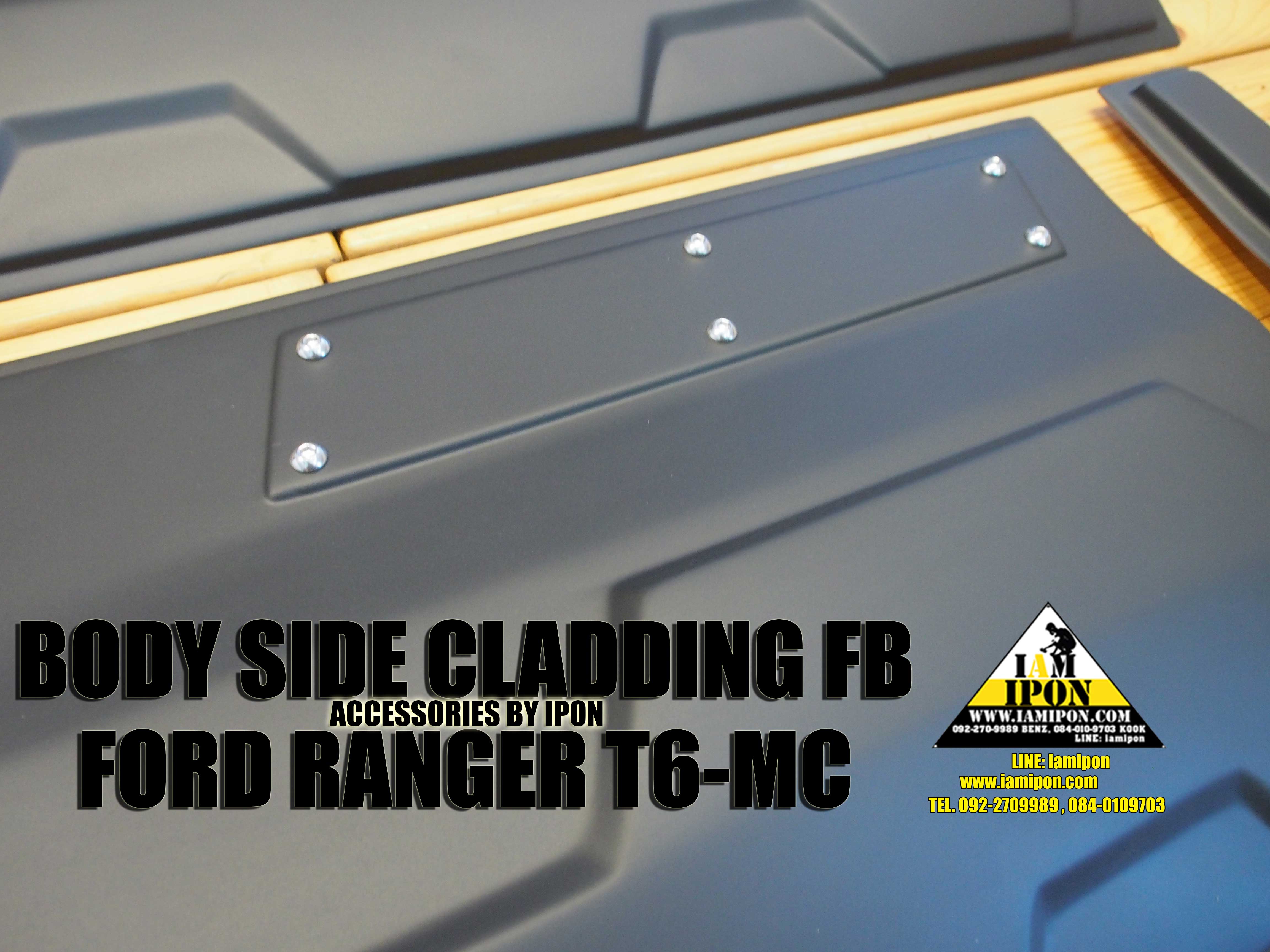 BODY SIDE CLADDING FORD RANGER T6-MC 4D FLATBLACK กาบประตูข้าง 4 ประตูดำด้านฟอร์ดเรนเจอร์ T6-MC
