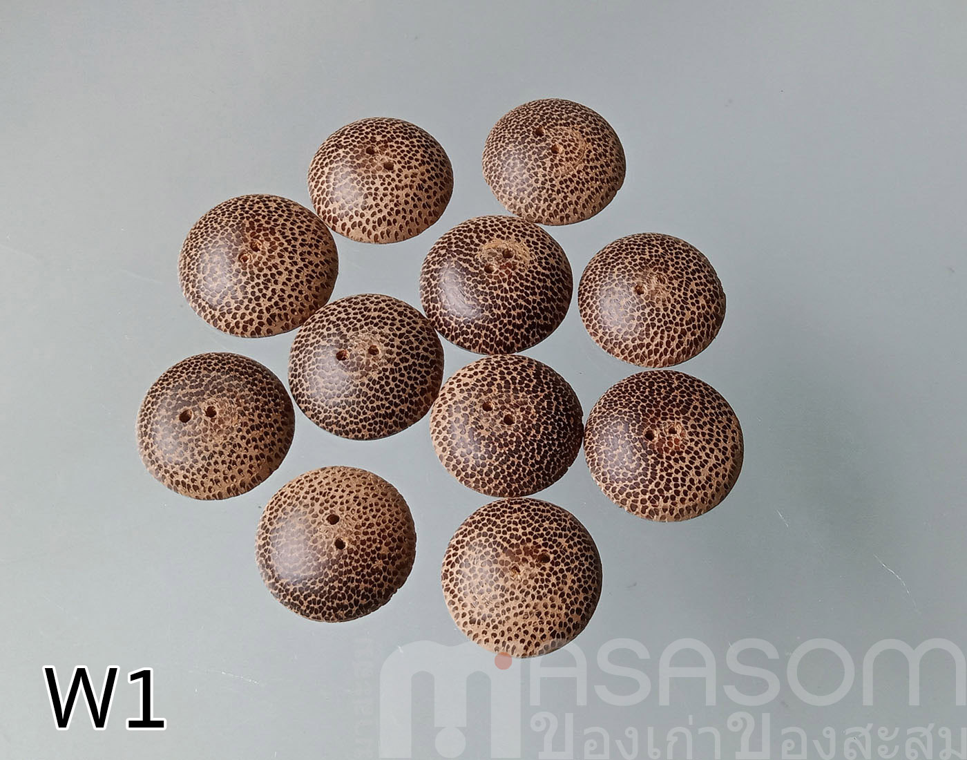 กระดุมไม้