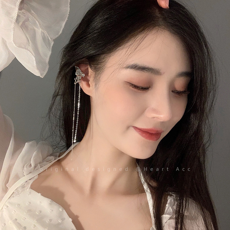 (พร้อมส่ง) EarCuff 007 Angel wings เมทัลลิคพู่ยาว ได้ทั้งคู่ ไม่ต้องเจาะหู ร้านคนไทย คุยง่าย ส่งเร็ว