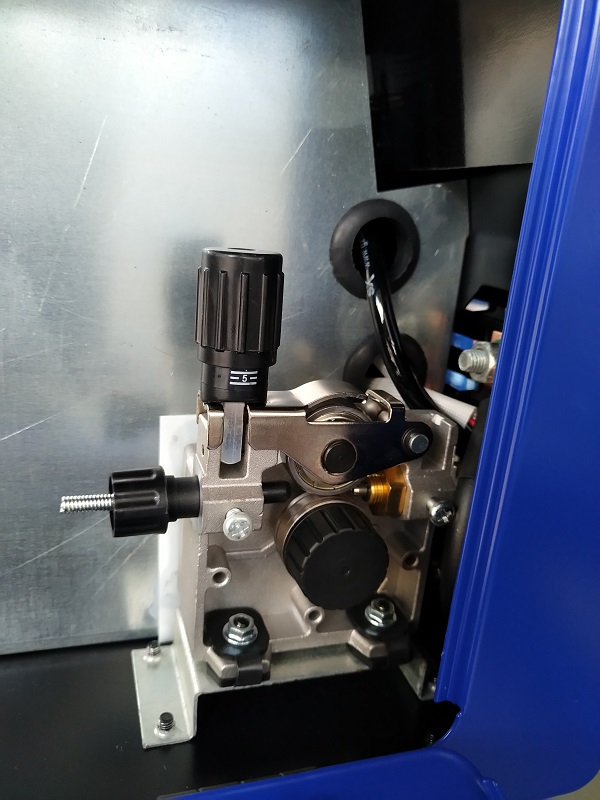 ตู้เชื่อมมิกซ์CO2 MIG200F5 SUMO Set.B