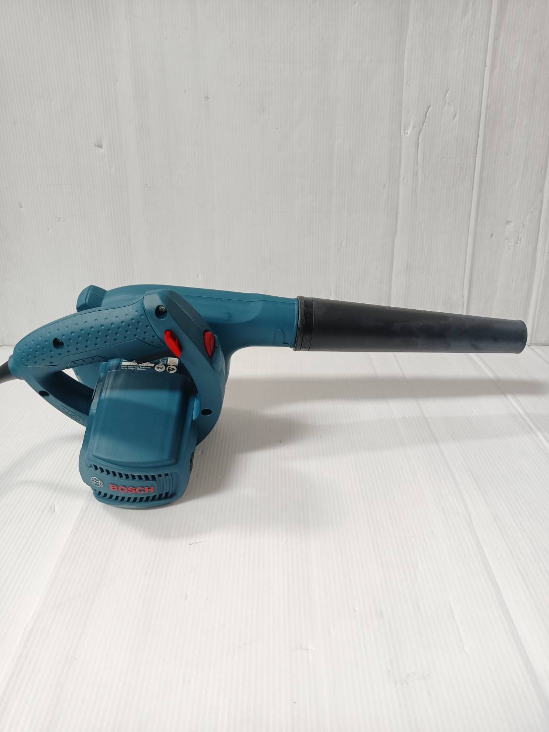 เป่าลมเย็น GBL82-270 BOSCH