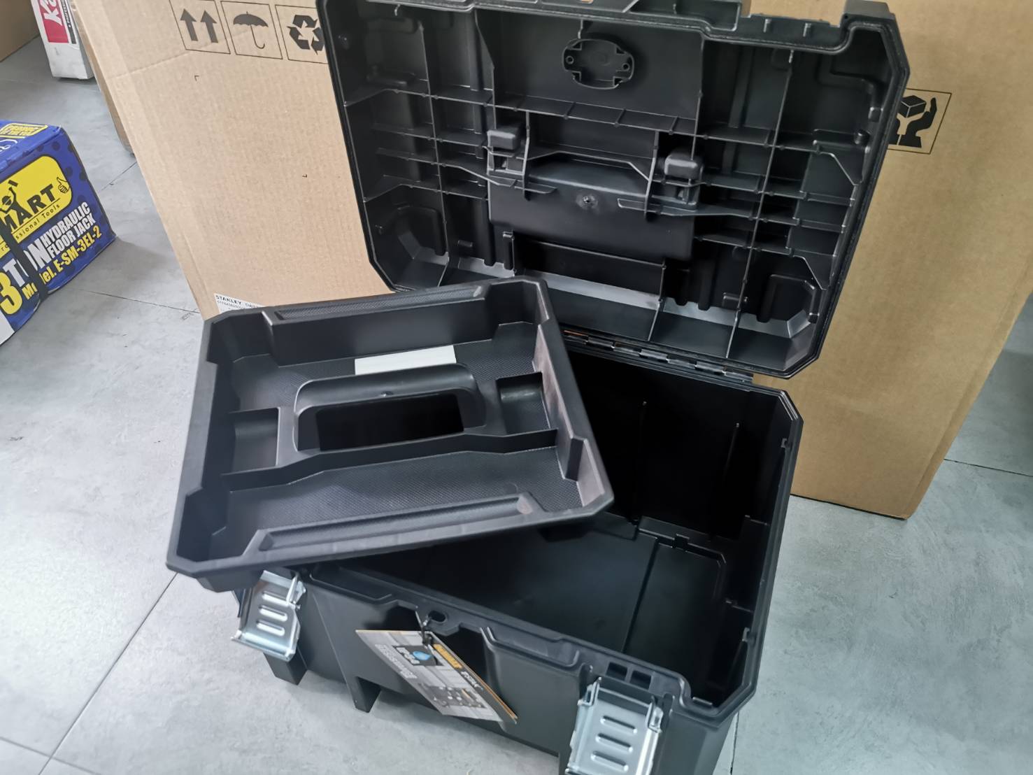 กล่องใส่เครื่องมือ+ถาด DWST83346-1 DEWALT T-STAK