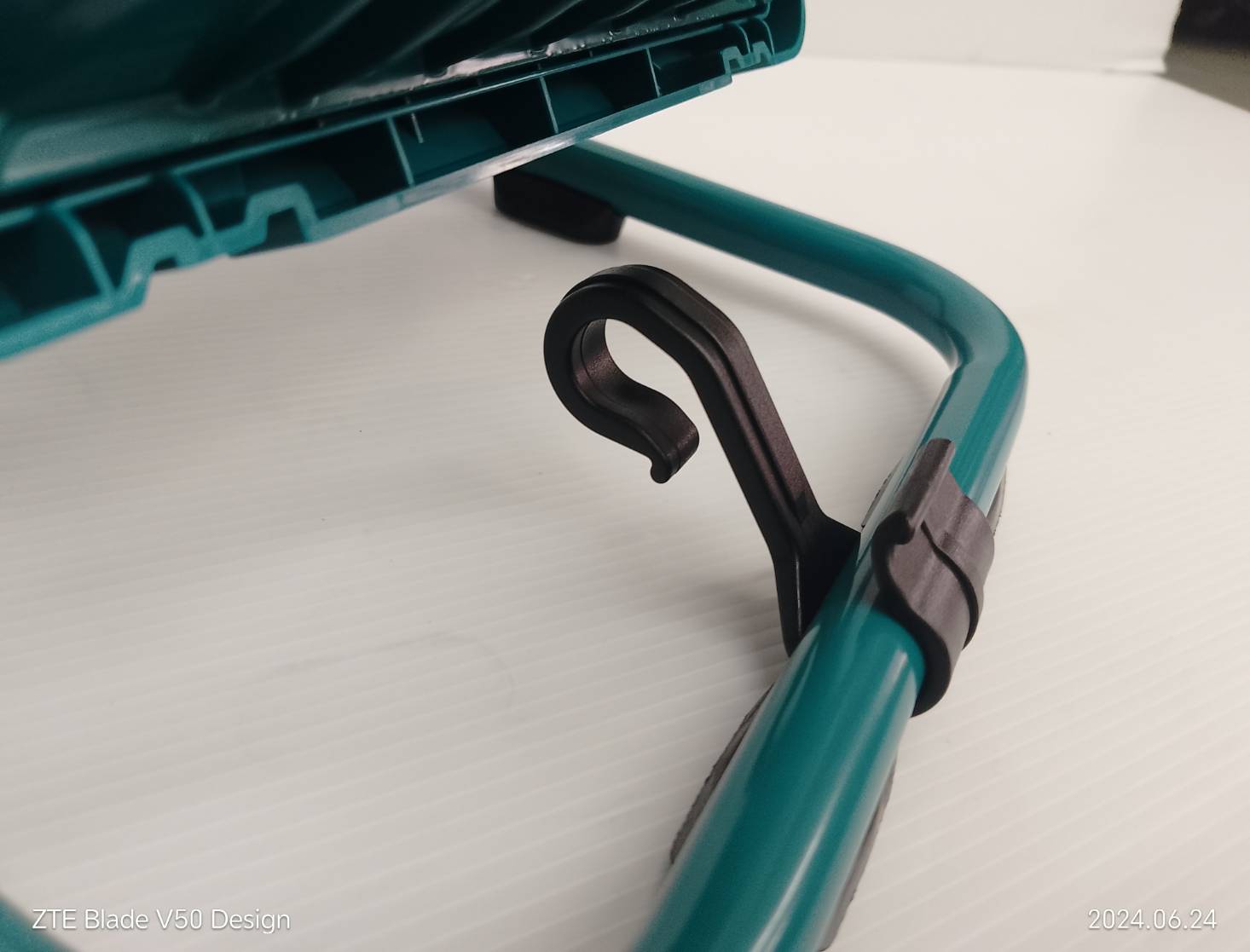 ไฟสปอร์ตไลท์LED 20V TWLI2025 TOTAL (ตัวเปล่า)