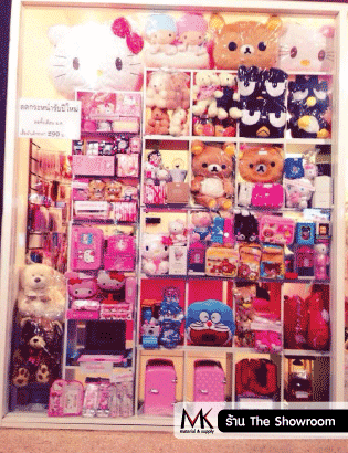 อุปกรณ์ตกแต่งร้านขายเสื้อผ้า อะคริลิค ราคาถูก