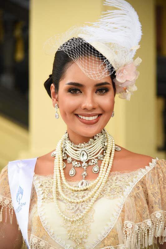 (พร้อมส่ง) สร้อยคอไข่มุก+ต่างหู 089 (หนีบ) สีเงิน