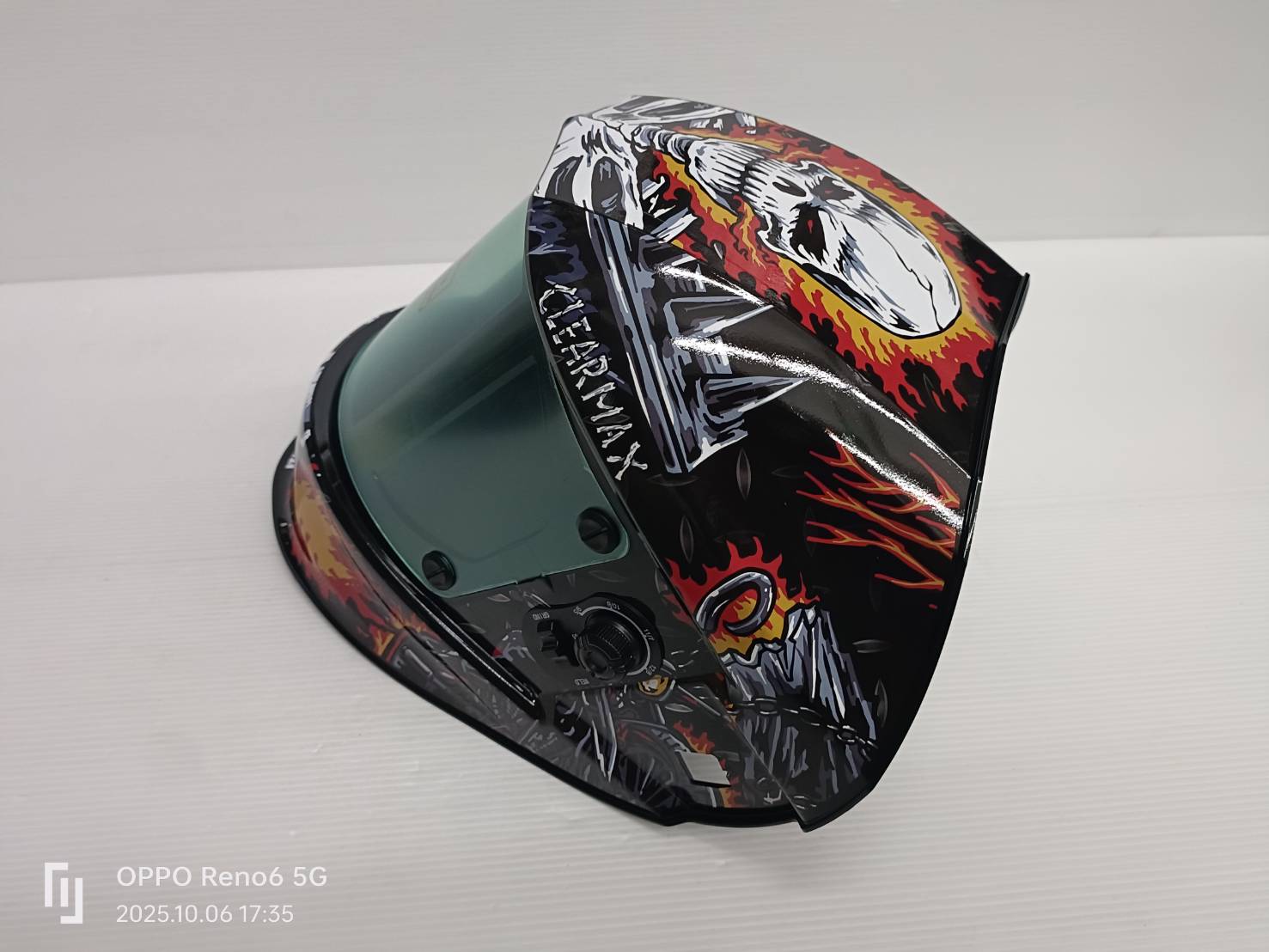 หน้ากากปรับแสงอัตโนมัติ JASIC รุ่น LY800J มีโหมดเครื่องเจียร